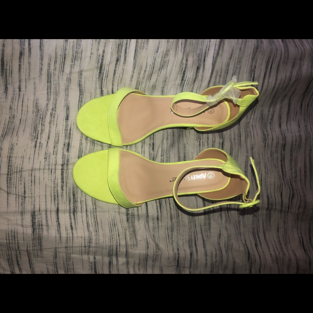 Ashely Stewart Three Inch Sandals